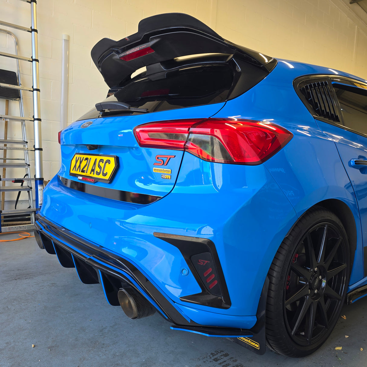 Sada vinylových obtisků spodního bočního pruhu Mk4 Focus – V2