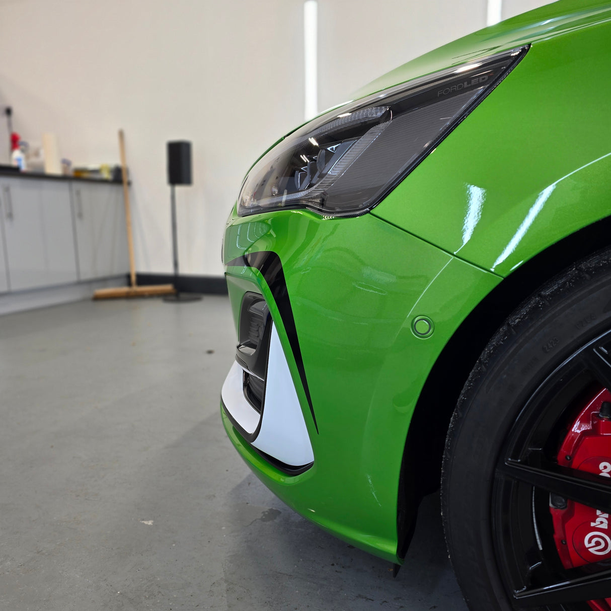 Mk4.5 Focus ST Inner Front Quarter Vinyl Decal Set (Facelift Only)