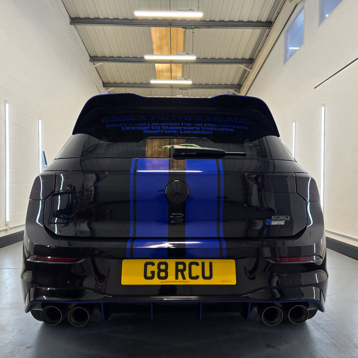 Golf mk8 (Pre facelift) "Up and Over" Stripes