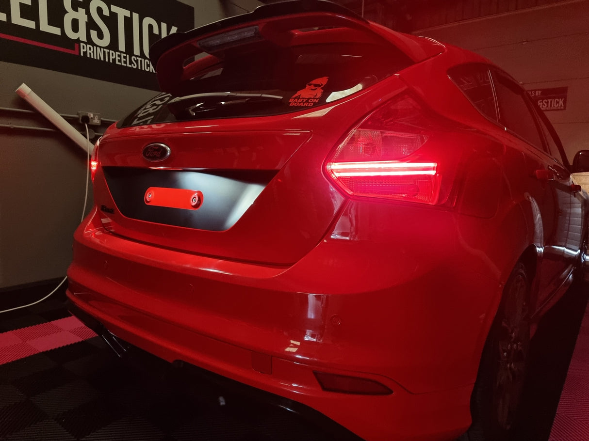 Focus Mk3 (Pre Faclift) Rear Licence Plate vinyl Decal (Hatchback Only)