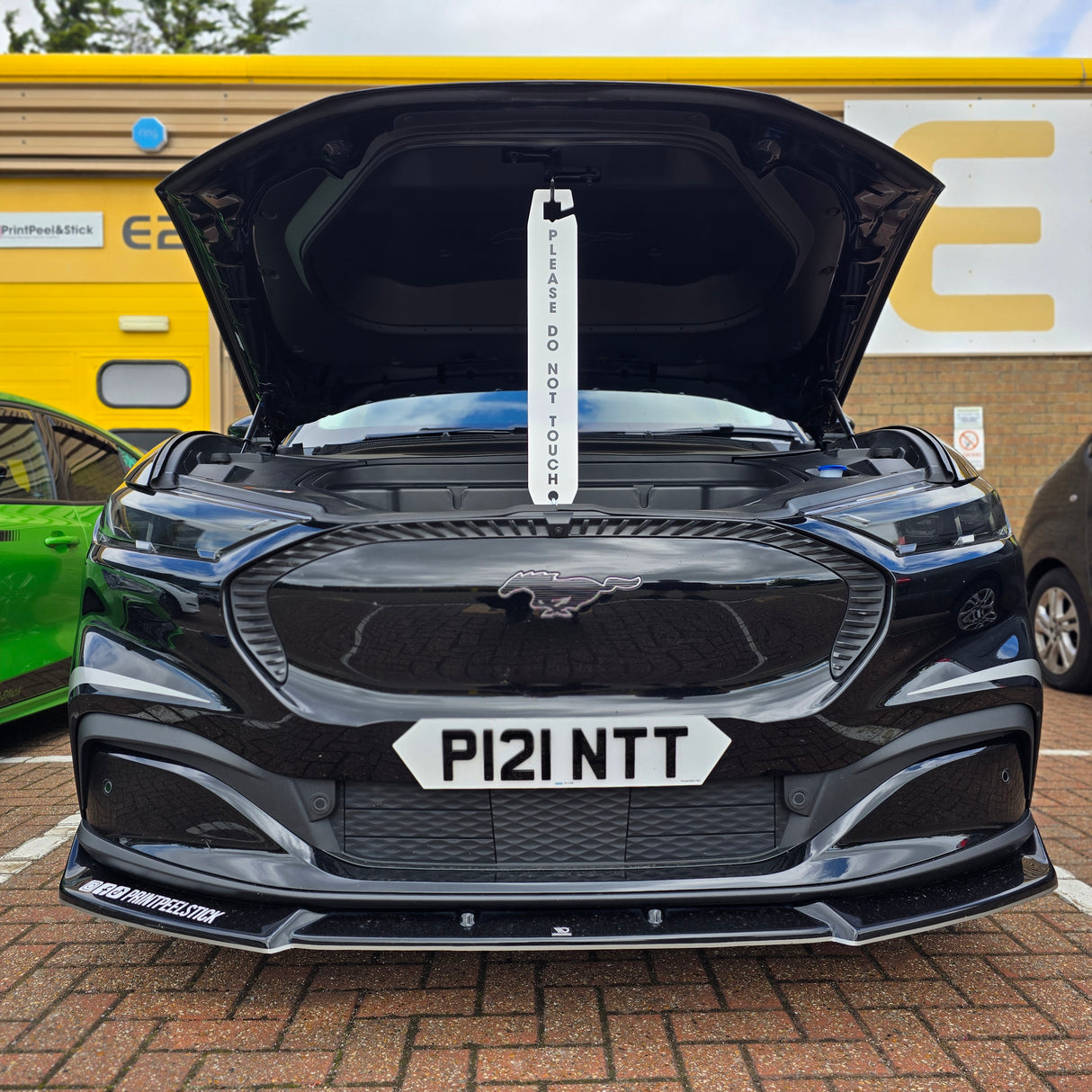 Universal Acrylic Bonnet Prop