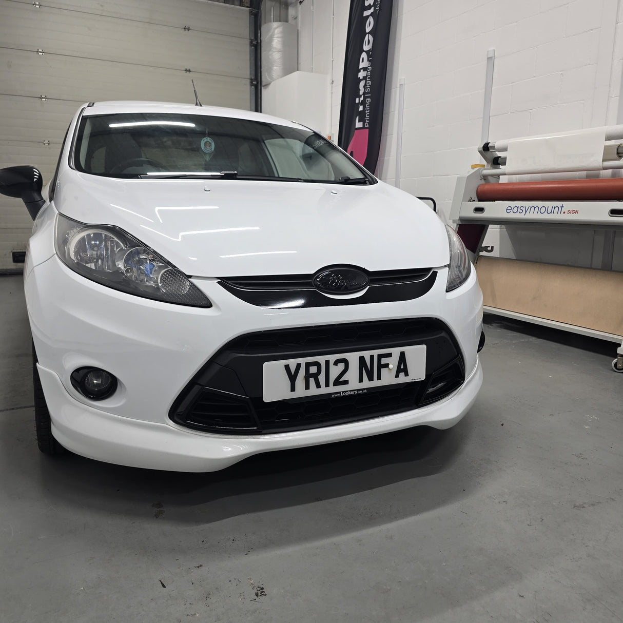 Mk7 Fiesta (Pre facelift Only) Front Bumper Grille Decal