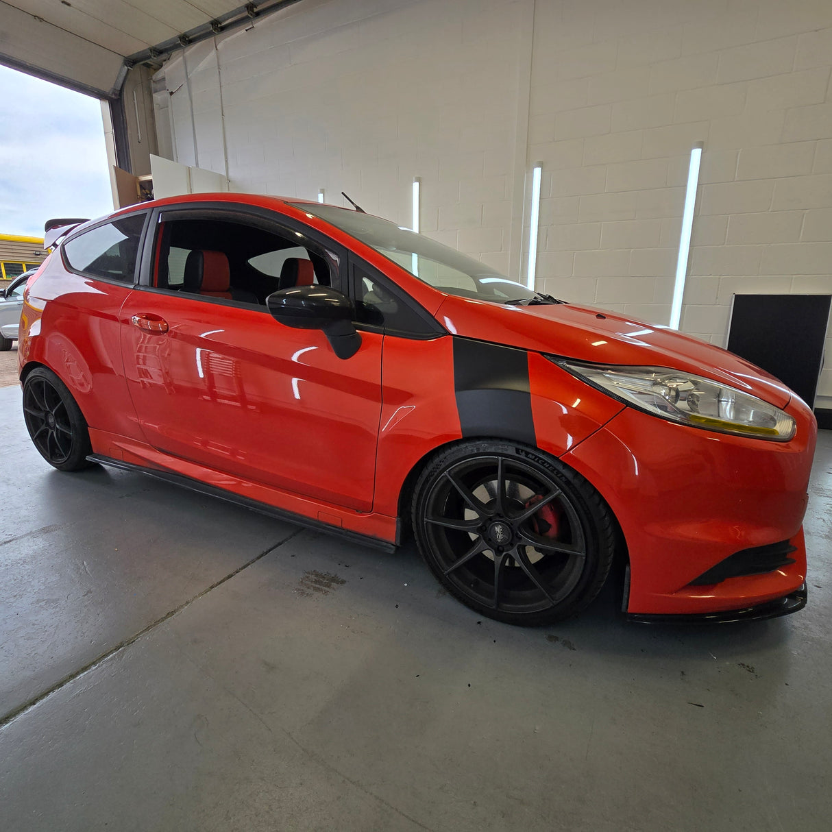 Vinylové nálepky na předním křídle Mk7 / 7.5 Fiesta (pár)