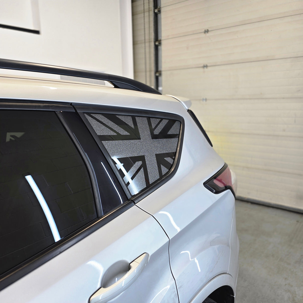Mk2 & 2.5 Kuga Union Jack Rear Window Flag Decal Set (Pair)