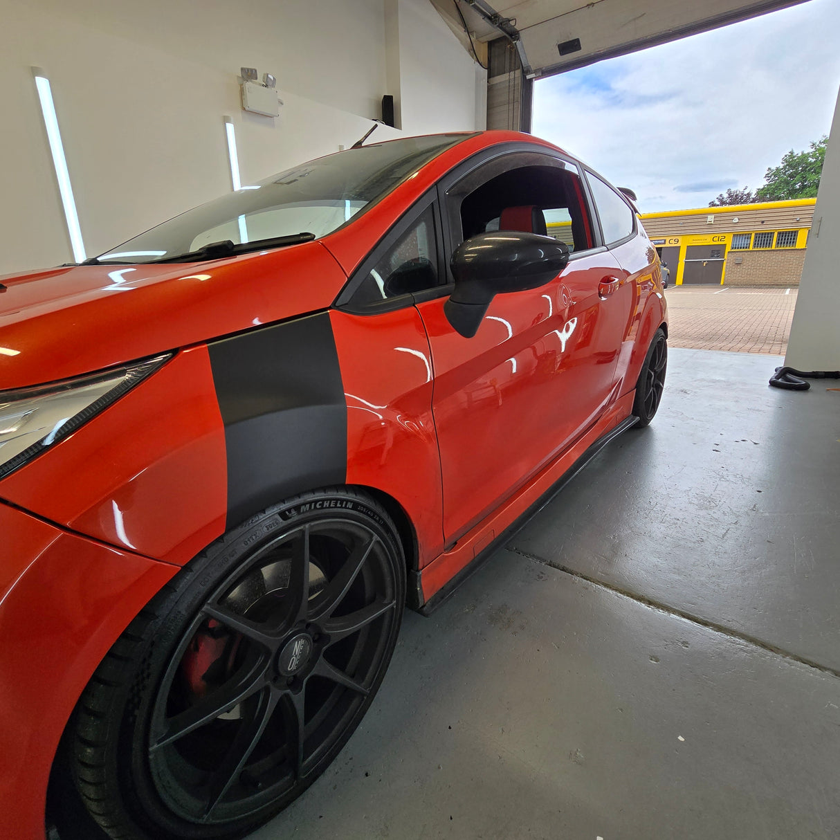 Vinylové nálepky na předním křídle Mk7 / 7.5 Fiesta (pár)