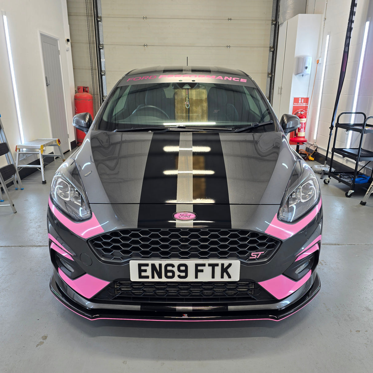 Mk8 Ford Fiesta "Up and Over" Stripes