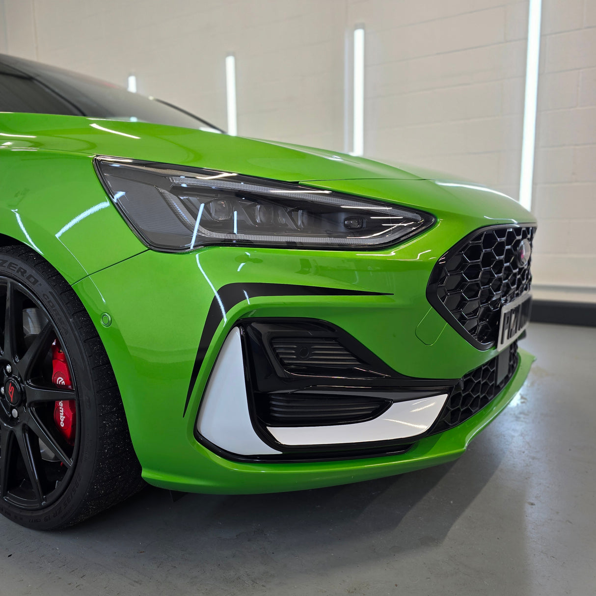 Mk4.5 Focus ST Inner Front Quarter Vinyl Decal Set (Facelift Only)