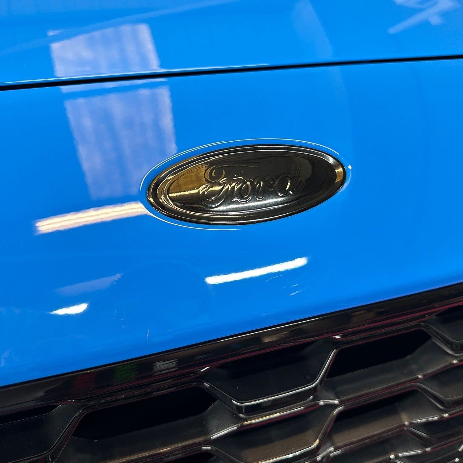 Oval Badge Vinyl Wrap Covers (Pair) + Steering wheel