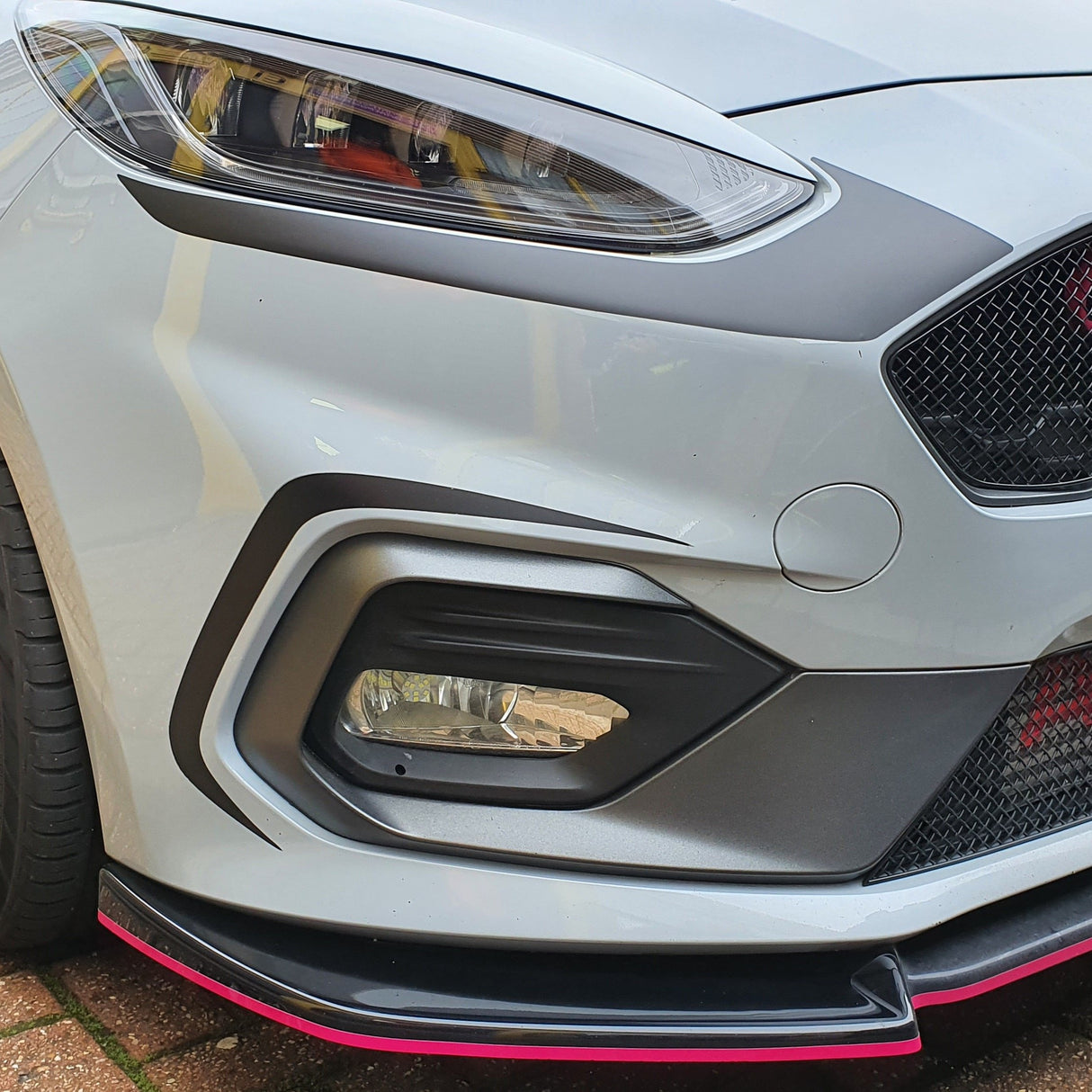 Mk8 Fiesta Eyeliner