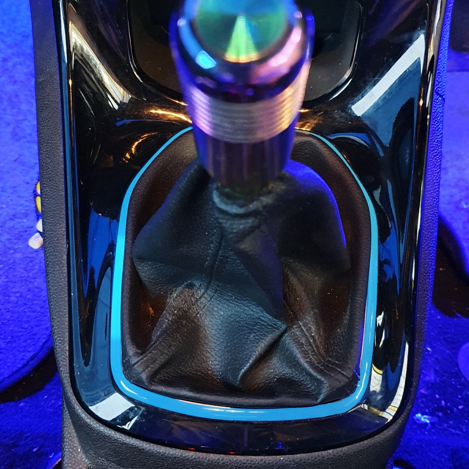 Mk7.5 Fiesta Gear shift Gaiter Surround Gel