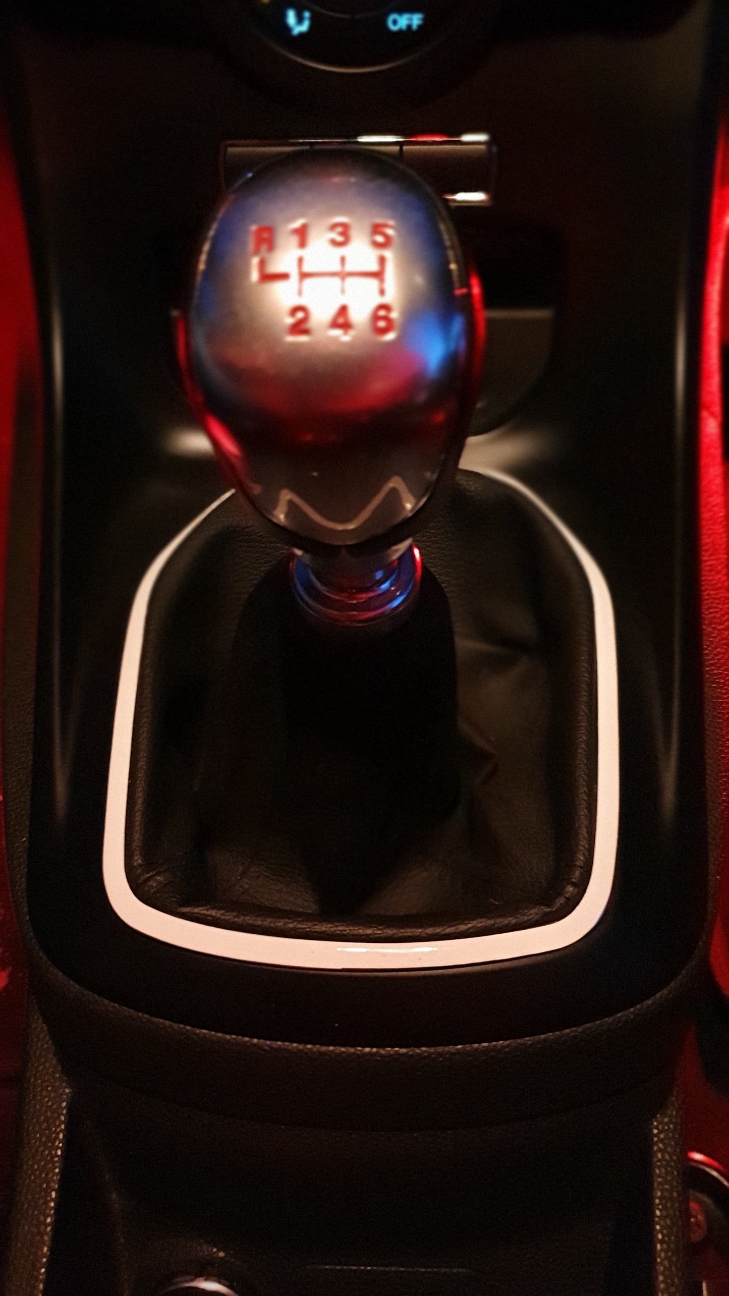 Mk7 & 7.5 Fiesta Gear shift Gator Surround Gel