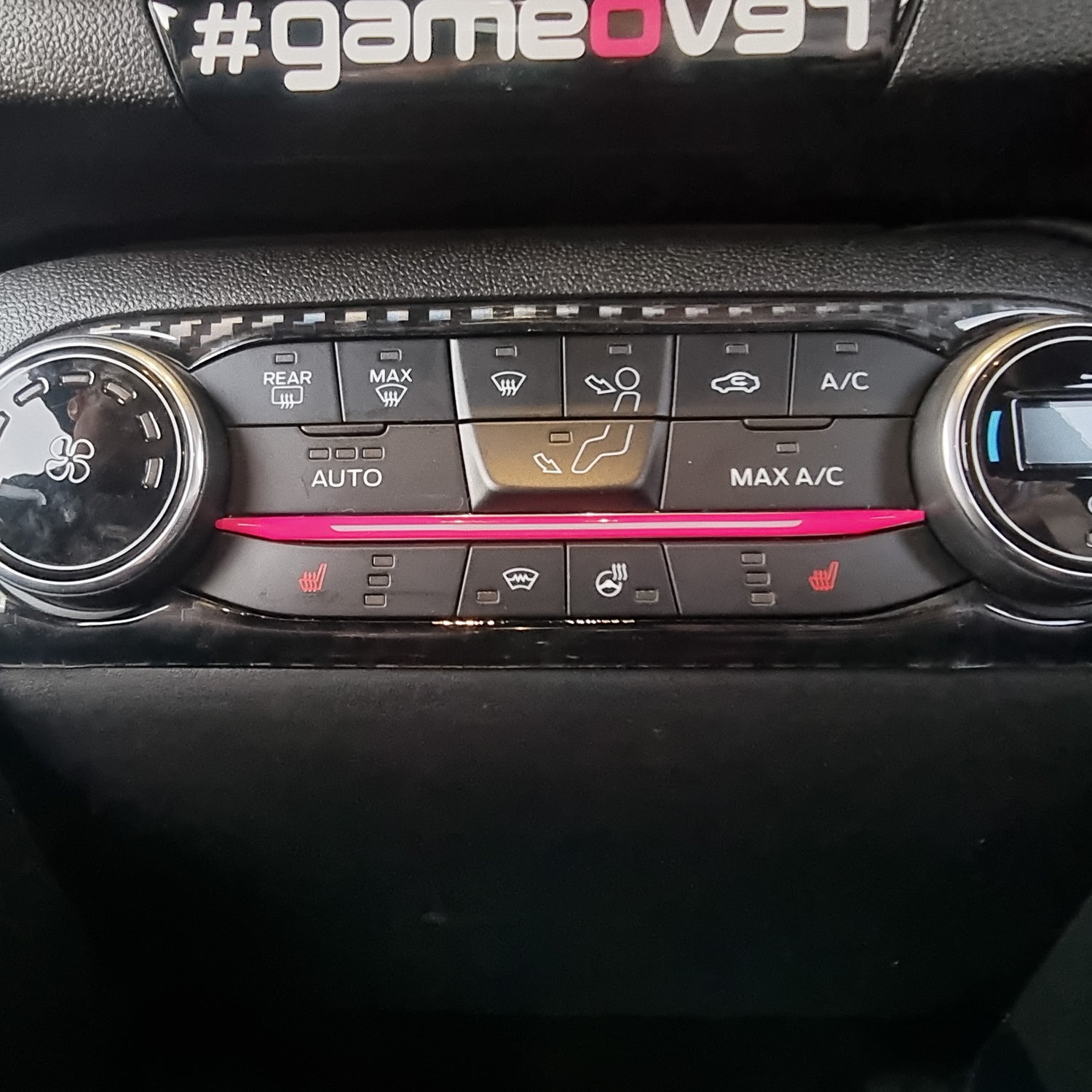 Fiesta Mk8 Climate Control Carbon Gel Cover