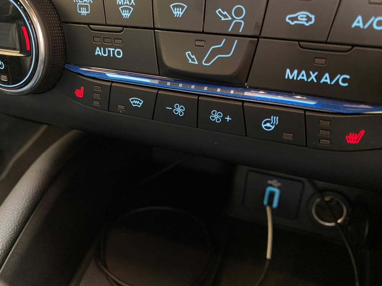 MK3 Kuga 2 Piece Interior Dress Up